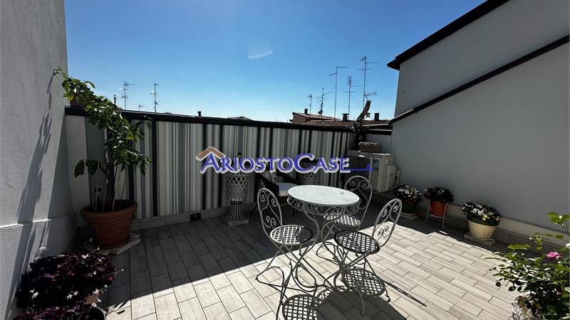 TERRAZZA ESCLUSIVA !