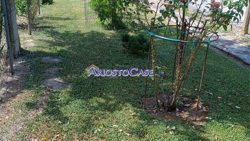 LIBERA CASETTA IN PIENO CENTRO PAESE AD UN PASSO DA COPPARO